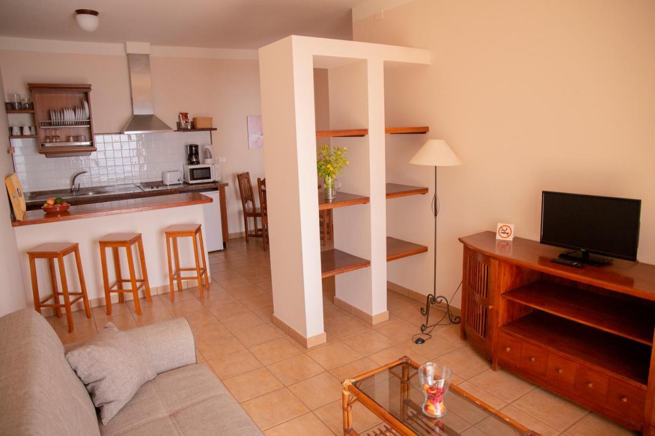 La Muralla Apartamentos Puerto De Naos Екстер'єр фото